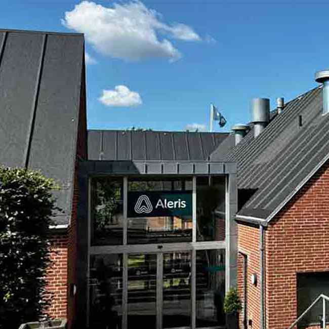 Indgangen ved Aleris Aalborg.