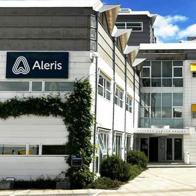 Indgangen ved Aleris Aarhus.