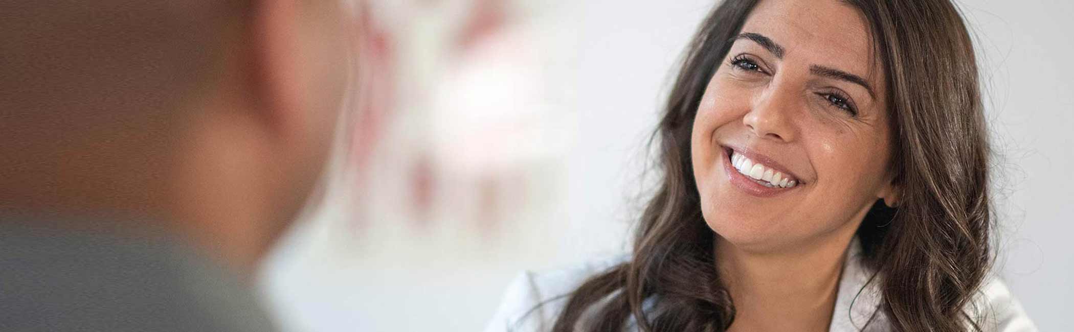 Diætist og patient under konsultation.