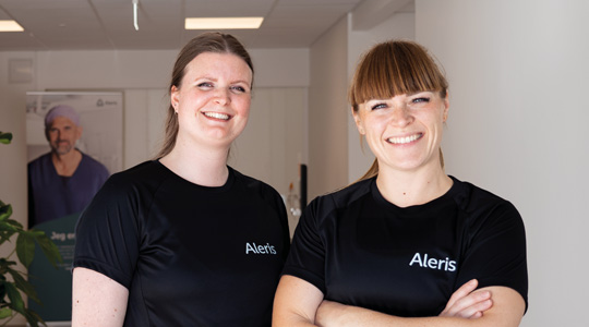 To af Aleris smilende fysioterapeuter.